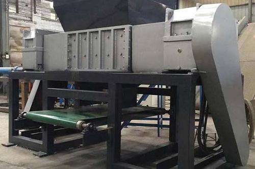 雙軸撕碎機加工不同物料選擇不同分類設(shè)備