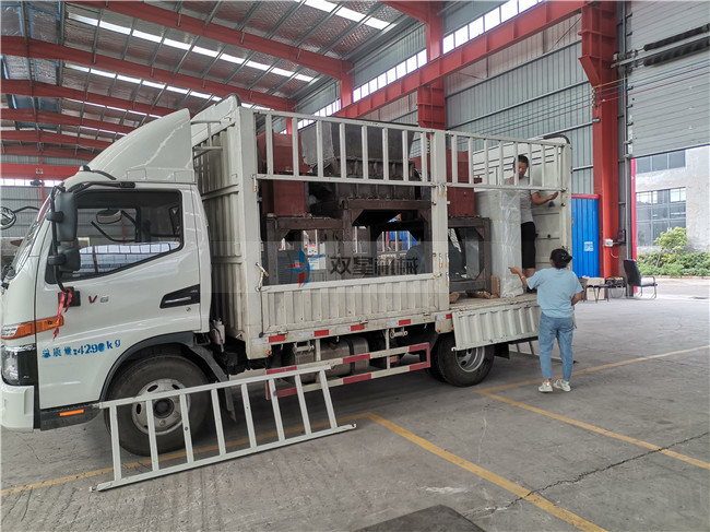 1000型<a href='http://scives.cn/ssxl/10.html' target='_blank'><span>金屬撕碎機</span></a>發(fā)貨發(fā)往河北