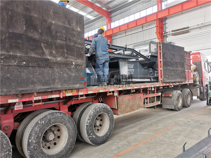 廢鋁破碎機成套設(shè)備1300型發(fā)往河北